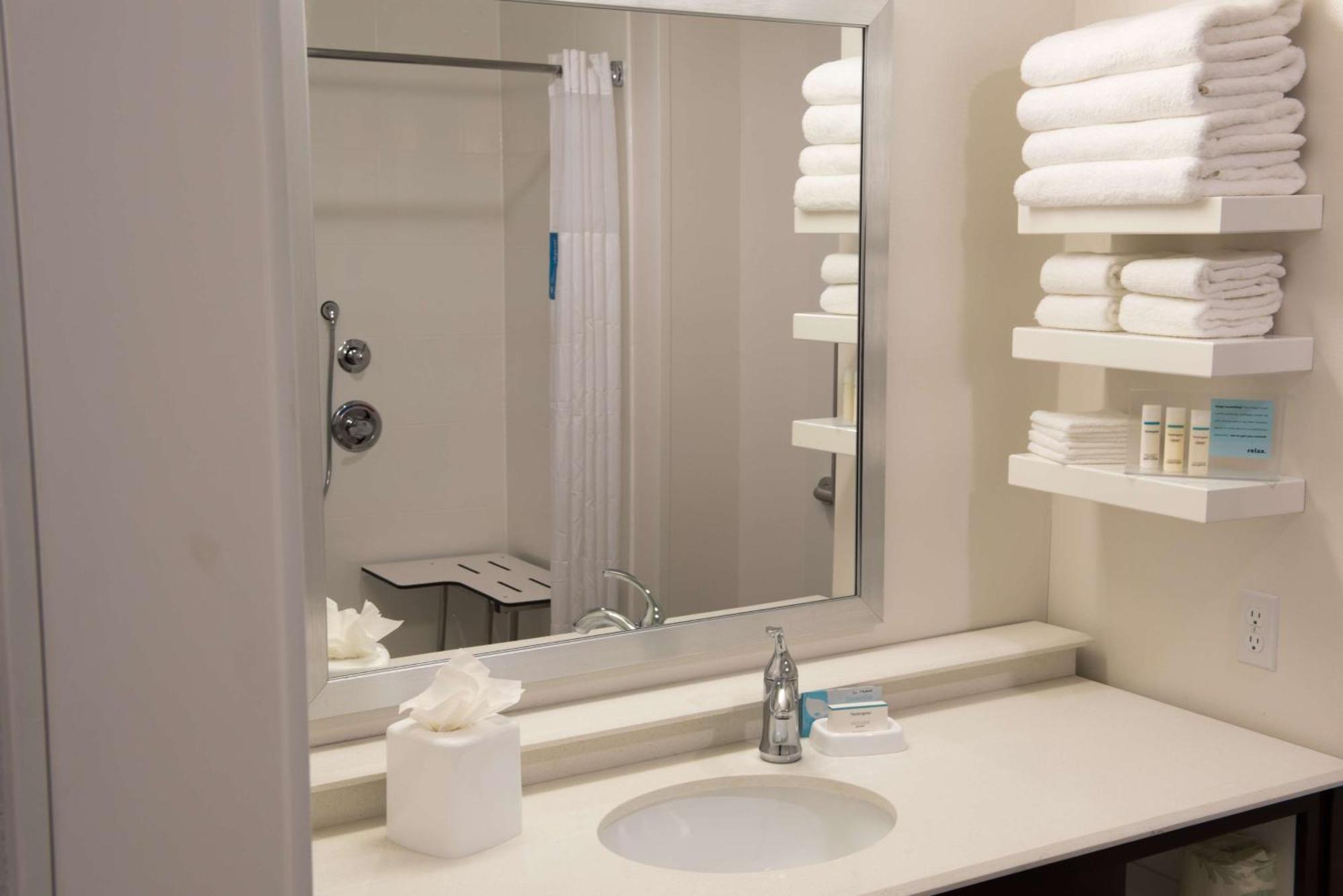 Hampton Inn & Suites Bay City Zewnętrze zdjęcie